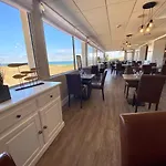 Club De La Plage Hotel 3*