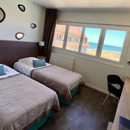Отель Club De La Plage Мервиль-Франсвиль