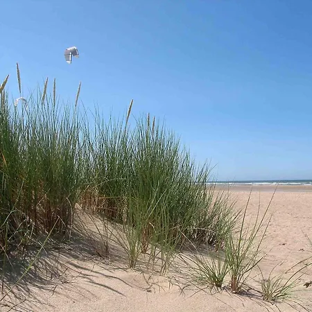 Отель Club De La Plage